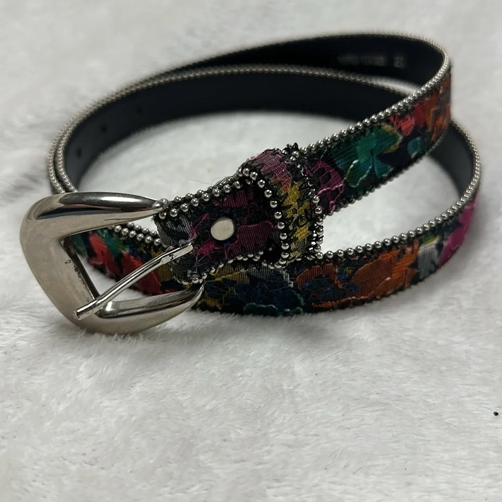 Beautiful vintage blingy floral beaded leather belt, silver buckle size 2X